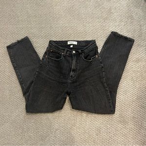 Abercrombie & Fitch the ankle straight ultra high rise jean